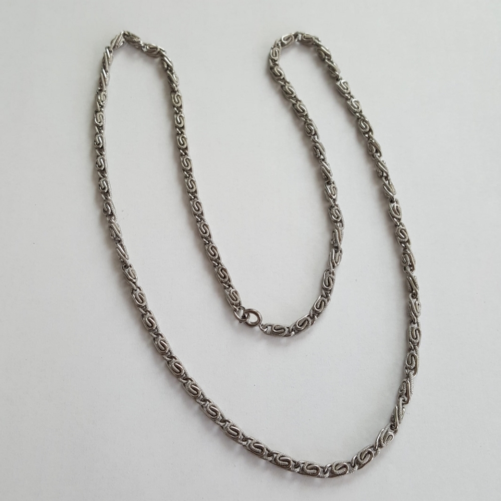 Silver necklace